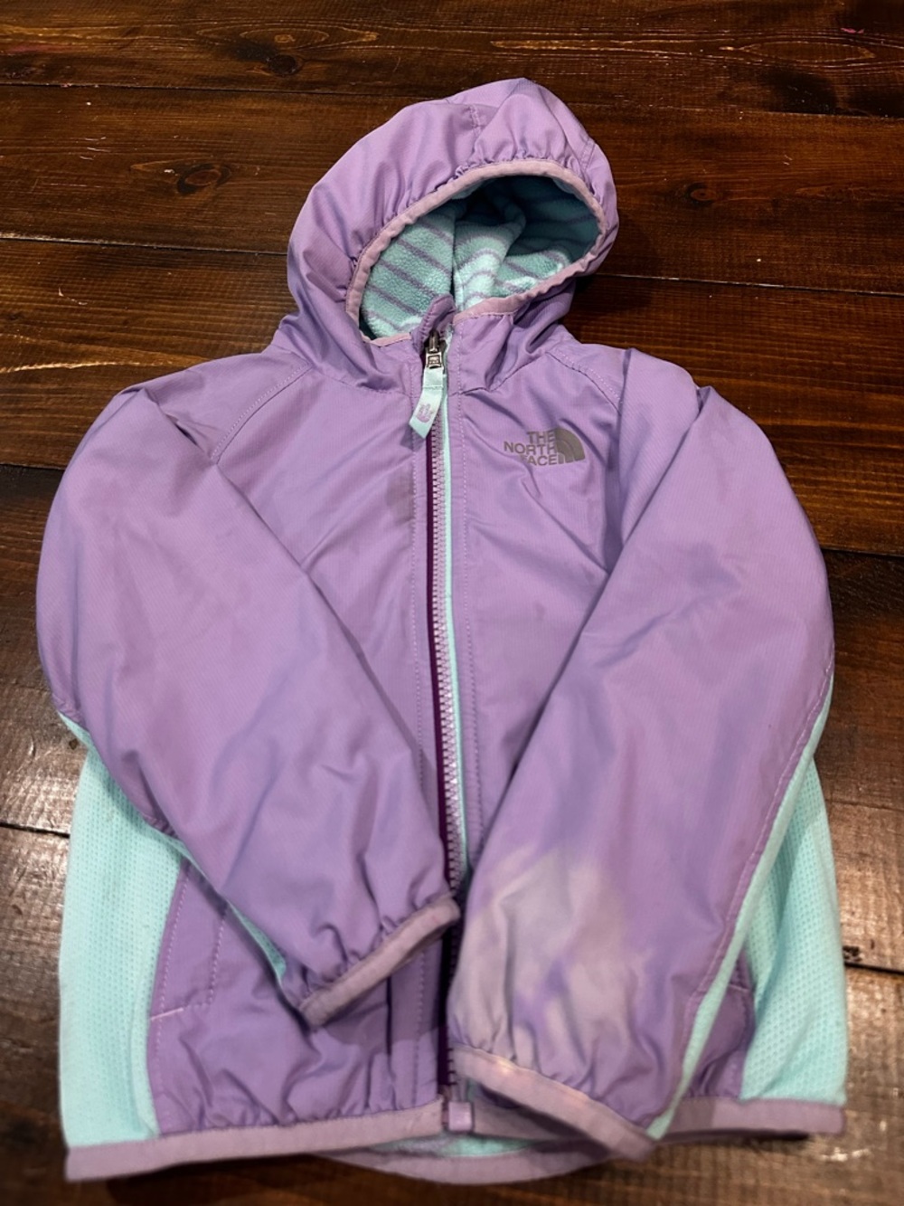 Reversible North Face Jacket - Picture 4 of 11